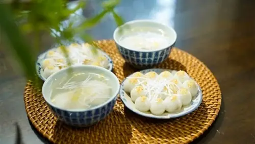 Bài Thuyết Trình Về Bánh Trôi Ngũ Sắc