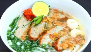 Bánh Canh Chả Cá Bình Định: Cẩm Nang Từ A-z Về Món Ăn Đặc Sắc Miền Trung