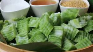 Cách Làm Bánh Đúc Lá Dứa Dẻo Giòn, Thơm Béo Chuẩn Vị Tại Nhà