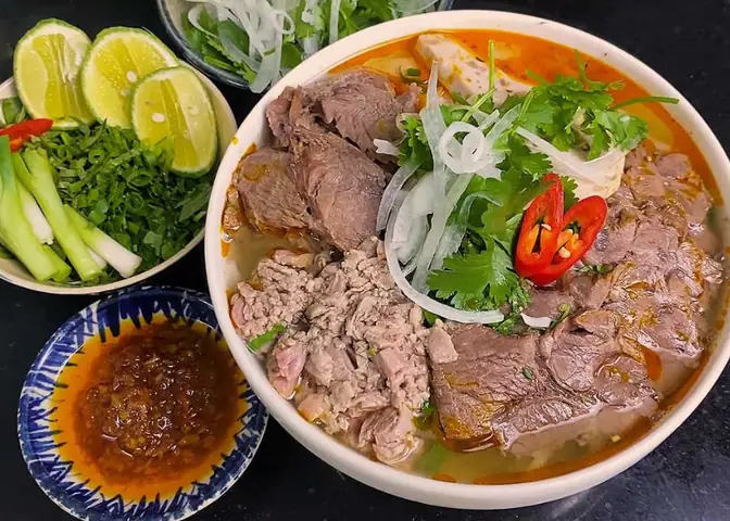 Bun Bo Hue Gan Day