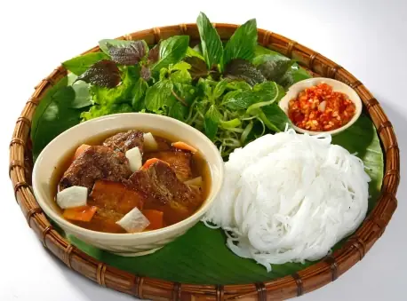Top 17 Quán Bún Chả Hà Nội Ngon Ở Sài Gòn: Đánh Giá Toàn Diện