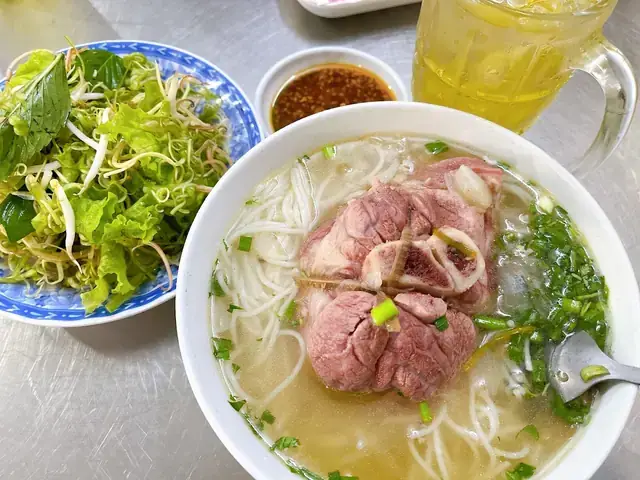 Bún Giò Heo Hóc Môn: Đánh Giá Chi Tiết Top 5 Quán Ngon Chuẩn Vị