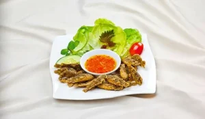 Cá Rô Bí Chiên Giòn Xốt Me: Công Thức Đơn Giản, Thơm Ngon Tại Nhà