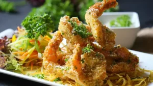 Cách Bày Tôm Chiên Đẹp Mắt: 10 Ý Tưởng Trang Trí Đơn Giản Tại Gia