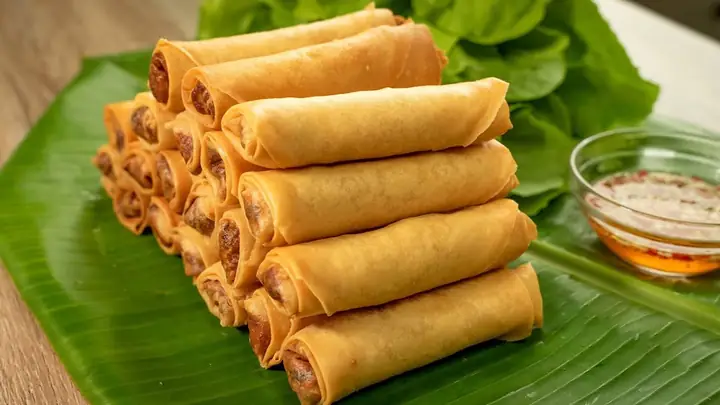 Kỹ Thuật Cuốn Chả Giò Đỉnh Cao Để Đạt Độ Giòn Hoàn Hảo