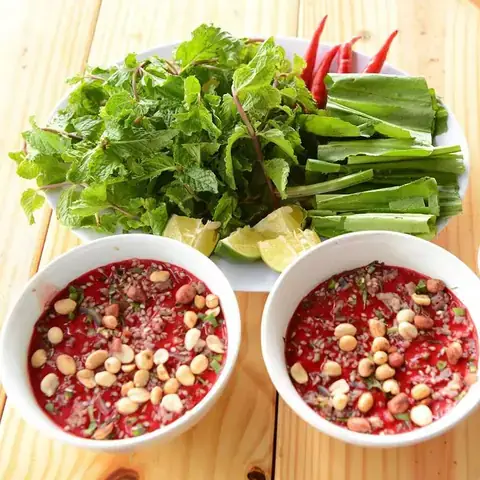 Cách Hãm Tiết Canh Lợn Chuẩn Vị: Bí Quyết Từ A Đến Z