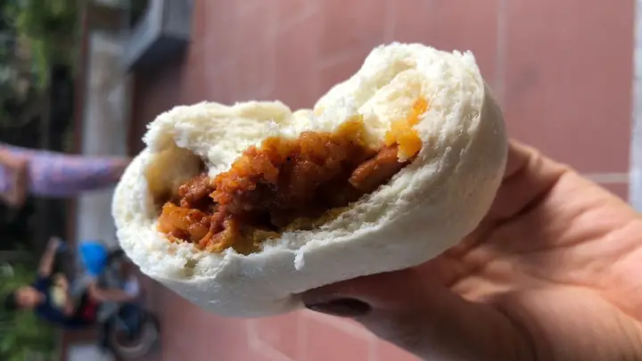 Hướng Dẫn Chi Tiết Cách Làm Bánh Bao Xá Xíu Phô Mai Dai Mềm Tại Nhà