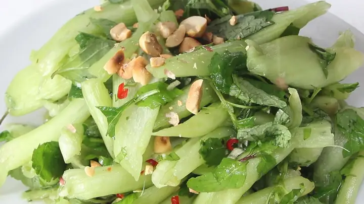 Cách Làm Gỏi Dọc Mùng Giòn Chuẩn Vị - Bí Quyết Từ Chuyên Gia