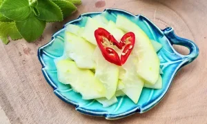 Hướng Dẫn Làm Đu Đủ Chua Ngọt Ăn Liền Chuẩn Vị, Giòn Ngon Tại Nhà