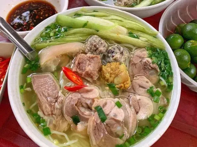 Cách Nấu Bún Sườn Mọc Hà Nội Chuẩn Vị Tại Nhà
