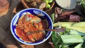 Cách Làm Gỏi Cá Trích Miền Trung Chuẩn Vị: Bí Quyết Từ A Đến Z