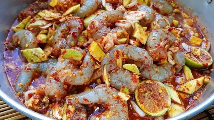 Cách Làm Gỏi Tôm Sống Kiểu Thái Đơn Giản Tại Nhà