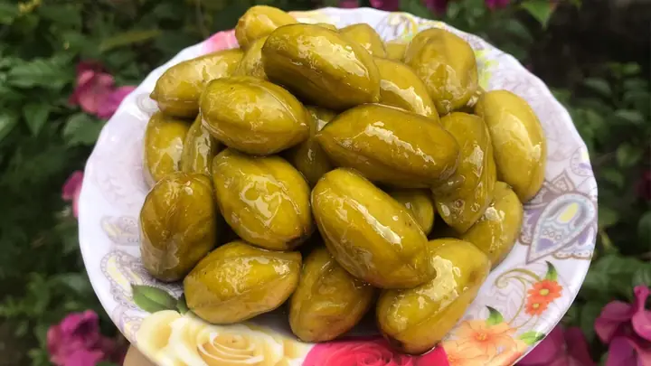 Cách Làm Mứt Cà Na Dẻo Thơm Tại Nhà: Hướng Dẫn Chi Tiết