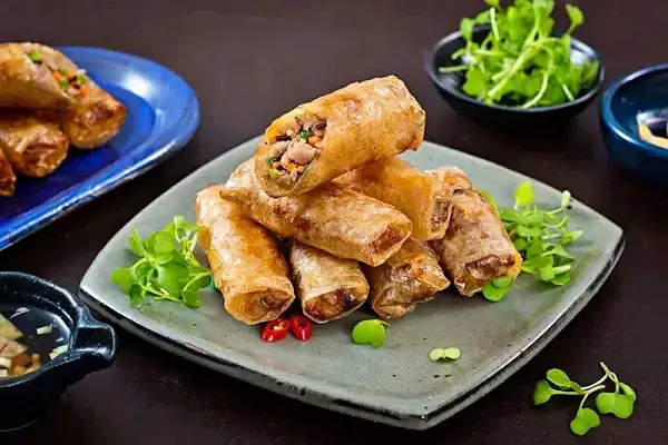 Cách Làm Nem Rán Miền Nam Chuẩn Vị: Bí Quyết Giòn Rụm, Thơm Ngon
