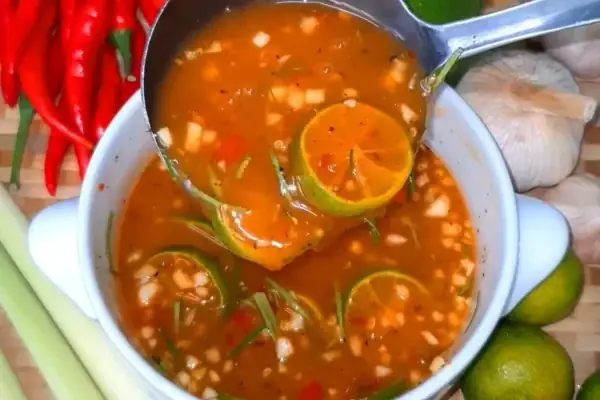 Cách Làm Nước Sốt Chân Gà: 4 Công Thức Sốt Thái, Sả Tắc Ngon Chuẩn