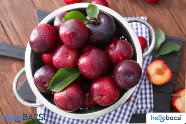 Cách Làm Siro Mận Thơm Ngon Từ A-z: Bí Quyết Từ Chuyên Gia