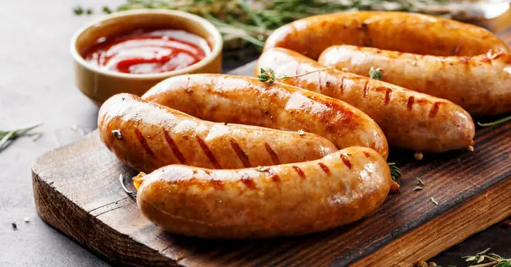 Cách Làm Xúc Xích Đức Chuẩn Vị Tại Nhà
