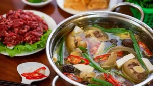 Cách Nấu Lẩu Đuôi Bò Khoai Môn Và Thuốc Bắc Đậm Đà, Mềm Ngon