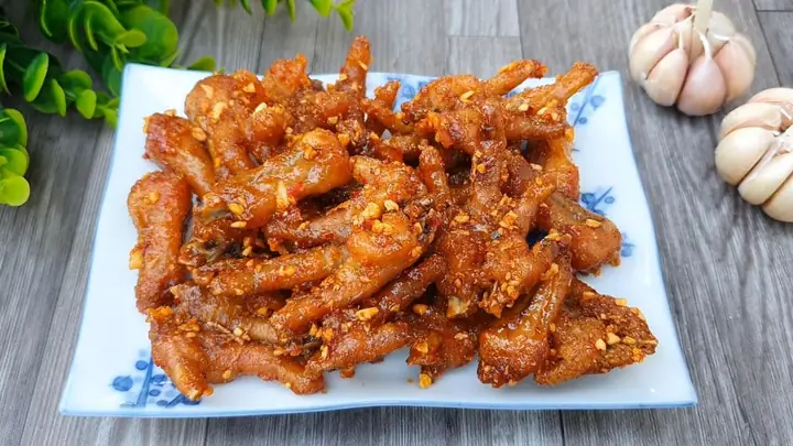 Cách Làm Chân Gà Chiên Bơ Tỏi Giòn Rụm, Thơm Ngon Tại Nhà