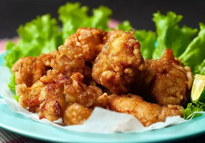 Chiên Gà Bao Lâu Thì Chín? Bảng Thời Gian Chi Tiết Từng Loại