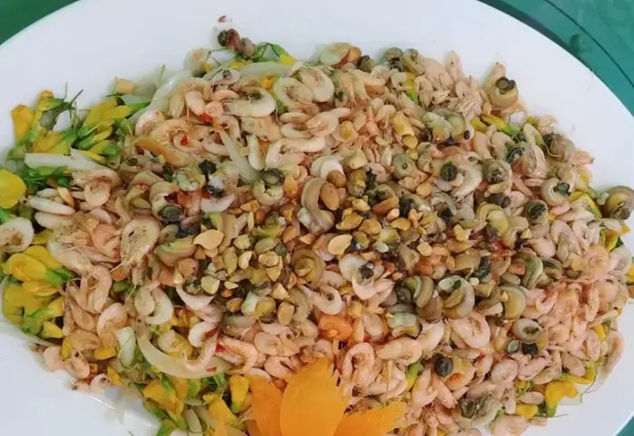 Cách Làm Gỏi Tép Trấu Bông Điên Điển Chuẩn Vị Miền Tây