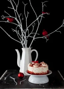 Cách Làm Bánh Red Velvet Mềm Ẩm Chuẩn Vị Cùng Lớp Phomai Kem Cheese Béo Ngậy