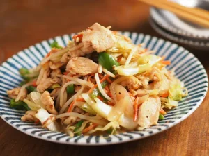 鶏肉 の 野菜 炒め カロリー