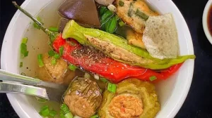Cách Nấu Canh Khổ Qua Cà Ớt Thanh Đạm, Chuẩn Vị Nhà Nấu