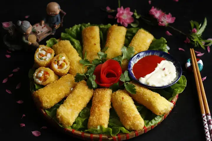 Kinh Nghiệm Làm Nem Hải Sản Giòn Ngon Từ A Đến Z