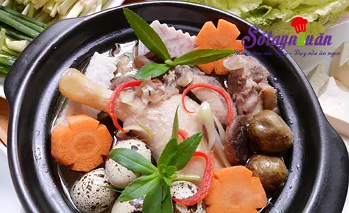 Hướng Dẫn Chi Tiết Cách Nấu Lẩu Vịt Om Sấu Chuẩn Vị Hà Nội