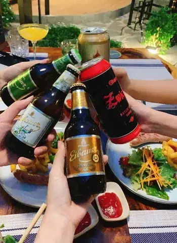 Hướng Dẫn Lập Menu Nhậu Bia Hơi Chuẩn Vị: Cân Bằng Hoàn Hảo Cho Mọi Bữa Tiệc