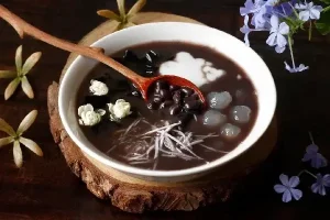 Nấu Chè Đậu Đen Nhanh Mềm