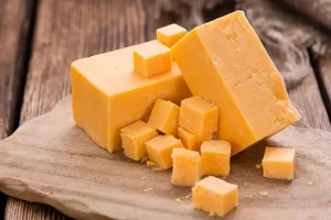Phô Mai Cheddar Là Gì? Tổng Tập Đặc Điểm, Công Dụng Và Mẹo Nấu Ăn
