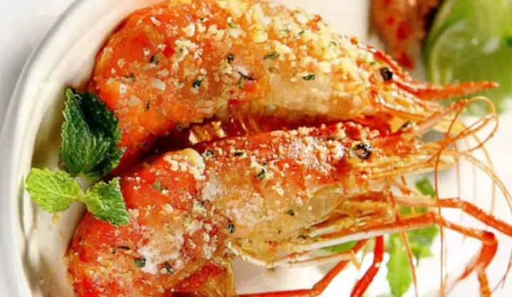 Cách Làm Tôm Càng Xanh Rang Muối Thơm Giòn Đậm Đà