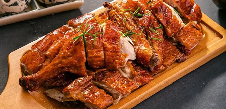 Vịt Quay Sốt Tiêu Đen: Bí Quyết Làm Da Giòn, Thơm Ngon Chuẩn Vị