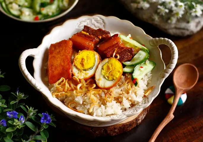 Cách Làm Xôi Thịt Kho Tàu Hà Nội Chuẩn Vị, Dẻo Thơm Cách Làm Xôi Thịt Kho Tàu Hà Nội Chuẩn Vị, Dẻo Thơm