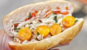 Bánh Mì Trứng Non Gà Xé: Đánh Giá Chi Tiết Và Hướng Dẫn Thưởng Thức