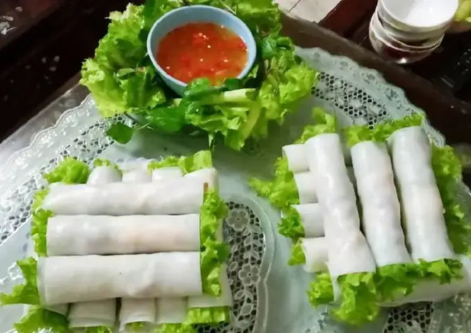Bánh Phở Cuốn Giá Bao Nhiêu? Đánh Giá Chi Tiết Từ Giá Đến Chất Lượng