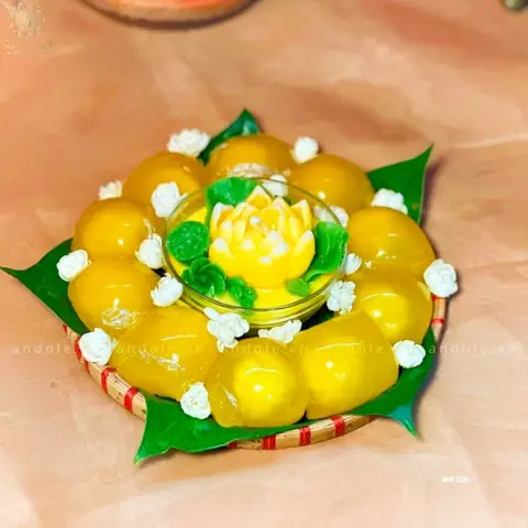 Bánh Xu Xê Màu Vàng