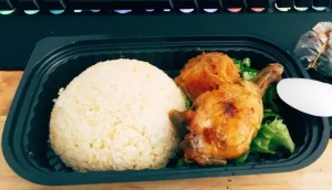 Review Quán Ăn Bếp Xanh: Cơm Gà & Bánh Hỏi Nguyễn Văn Trỗi