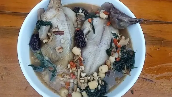 Cách Nấu Bồ Câu Hầm Thuốc Bắc Thơm Ngon, Bổ Dưỡng Cho Cả Nhà Cách Nấu Bồ Câu Hầm Thuốc Bắc Thơm Ngon, Bổ Dưỡng Cho Cả Nhà