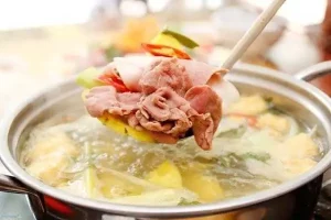 Bò Nhúng Dấm: Hướng Dẫn Toàn Diện Từ Nguồn Gốc Đến Công Thức Chuẩn Vị