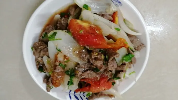 Bò Sốt Cà Chua Hành Tây