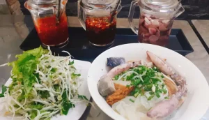 Quán Năm Tỉnh: Review Bún Chả Cá Nha Trang Chuẩn Vị, Giá Hợp Lý