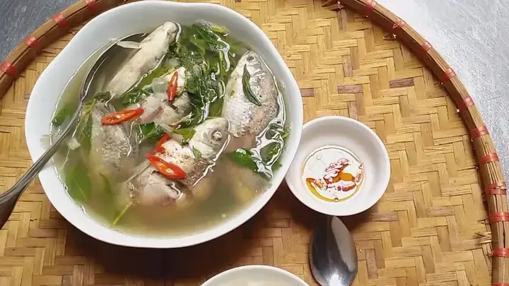 Cá Diếc Nấu Canh Cải