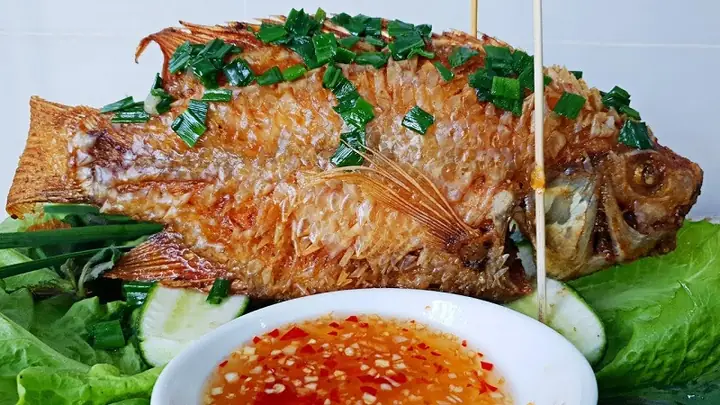 Cá Diêu Hồng Chiên: Hàm Lượng Calo Chi Tiết Và Cách Ăn Đúng Điểm