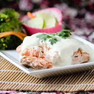 Cách Làm Cá Hồi Đút Lò Sốt Kem Phô Mai Chuẩn Vị Bán Hành