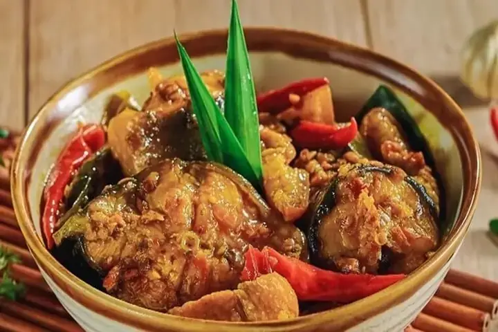 Cá Trê Kho Riềng Thịt Ba Chỉ