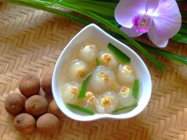 Cách Nấu Chè Hạt Sen Ngon, Mềm Nhừ Không Sượng: Bí Quyết Từ Chuyên Gia