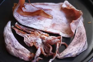 Hướng Dẫn Cách Chế Biến Mực Khô Nướng Chuẩn Vị Tại Nhà